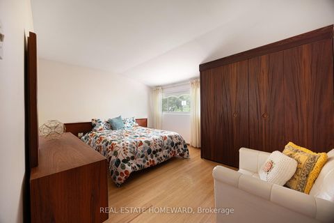 Photo 16 at 23 Norbury Crescent, Bendale, Toronto