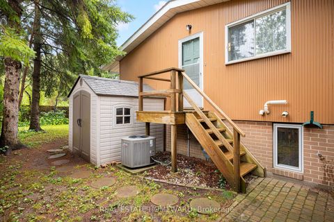 Photo 29 at 23 Norbury Crescent, Bendale, Toronto