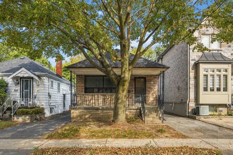 Photo 3 at 52 Woodville Avenue, Broadview North, Toronto