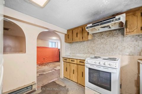 Photo 20 at 52 Woodville Avenue, Broadview North, Toronto