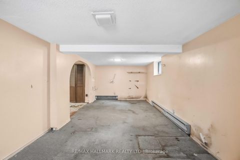 Photo 23 at 52 Woodville Avenue, Broadview North, Toronto