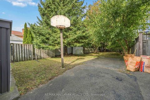 Photo 28 at 52 Woodville Avenue, Broadview North, Toronto
