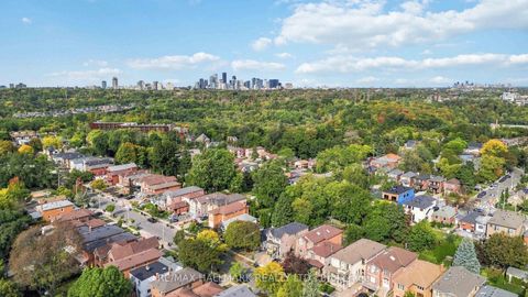 Photo 32 at 52 Woodville Avenue, Broadview North, Toronto