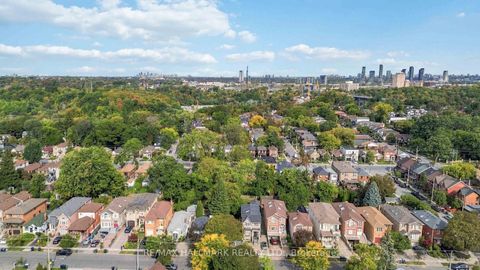 Photo 33 at 52 Woodville Avenue, Broadview North, Toronto
