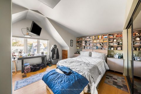 Photo 19 at 300 Woodbine Avenue, The Beaches, Toronto