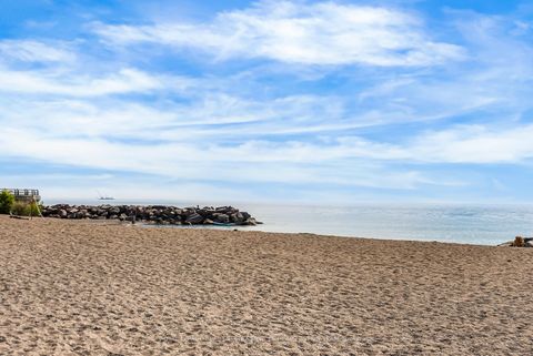 Photo 30 at 300 Woodbine Avenue, The Beaches, Toronto