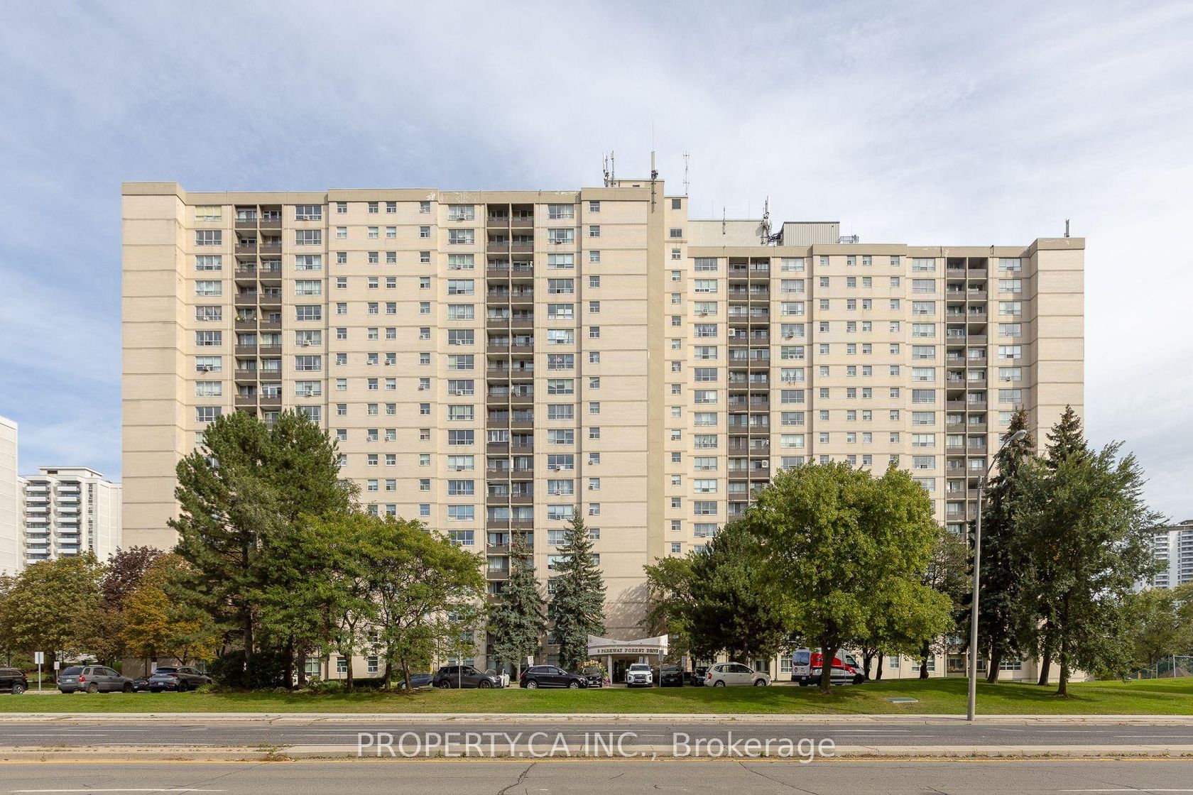 517 - 5 Parkway Forest Drive, Henry Farm, Toronto 
