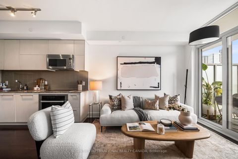Photo 9 at 1503 - 170 Avenue Road, Annex, Toronto