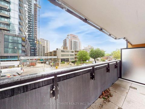 Photo 27 at 207 - 117 Broadway Avenue, Mount Pleasant West, Toronto