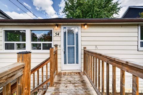 Photo 5 at 54 Farley Circle, Historic Lakeshore Communities, Georgina
