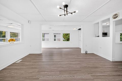 Photo 11 at 54 Farley Circle, Historic Lakeshore Communities, Georgina
