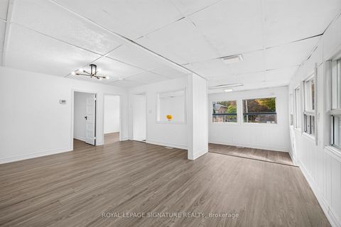 Photo 14 at 54 Farley Circle, Historic Lakeshore Communities, Georgina