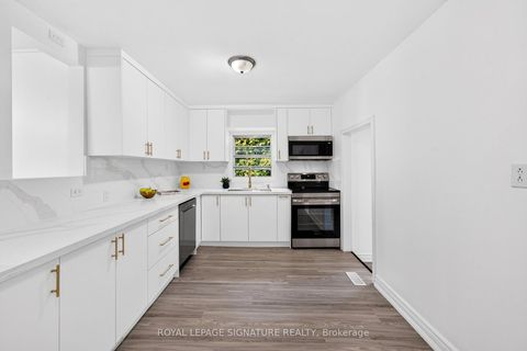 Photo 16 at 54 Farley Circle, Historic Lakeshore Communities, Georgina