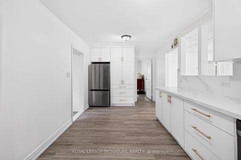 Photo 17 at 54 Farley Circle, Historic Lakeshore Communities, Georgina