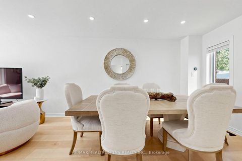 Photo 9 at 136 Glenvale Boulevard, Leaside, Toronto
