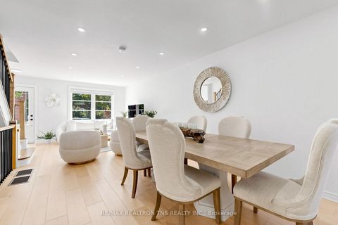 Photo 10 at 136 Glenvale Boulevard, Leaside, Toronto