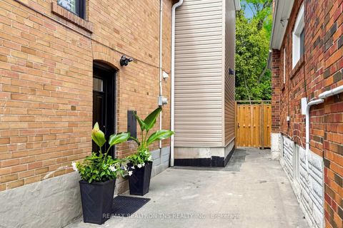 Photo 47 at 136 Glenvale Boulevard, Leaside, Toronto