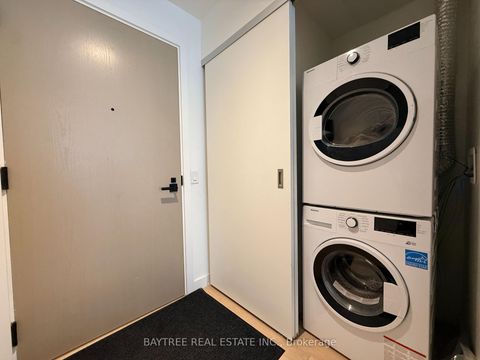Photo 7 at 804 - 2A Church Street, Waterfront Communities C8, Toronto