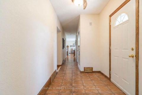 Photo 3 at 228 Jeffcoat Drive, Clairville, Toronto