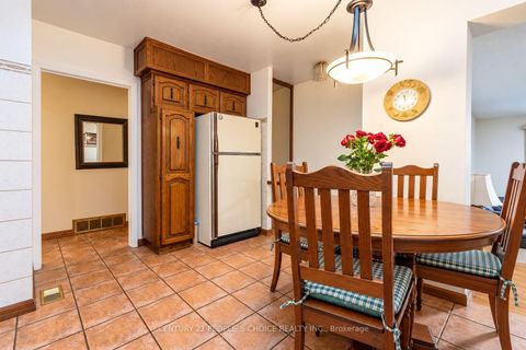 Photo 11 at 228 Jeffcoat Drive, Clairville, Toronto