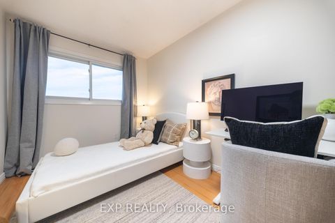 Photo 20 at 87 - 99 Brimwood Boulevard, Agincourt North, Toronto