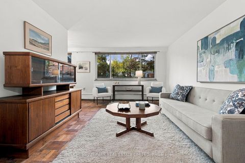 Photo 2 at 102 - 158 Crescent Road, Moore Park, Toronto