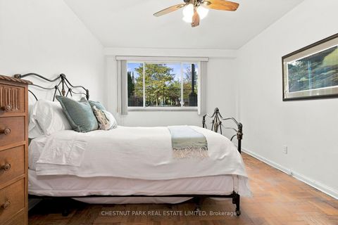 Photo 9 at 102 - 158 Crescent Road, Moore Park, Toronto