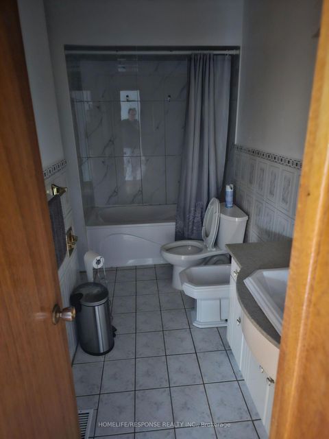 Photo 5 at 9 SONGWOOD Drive, Humbermede, Toronto