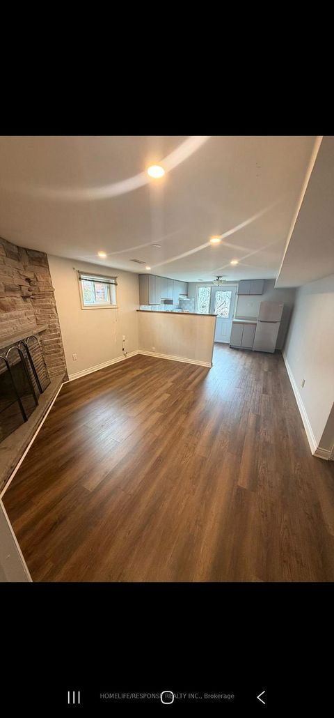 Photo 15 at 9 SONGWOOD Drive, Humbermede, Toronto