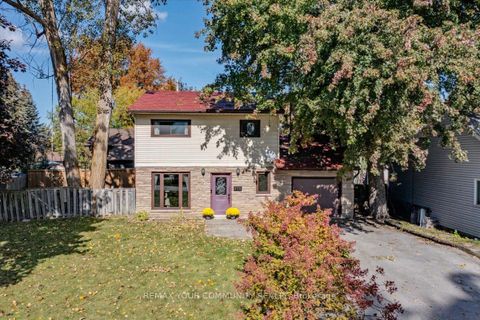 Photo 3 at 176 Garden Avenue, Keswick North, Georgina