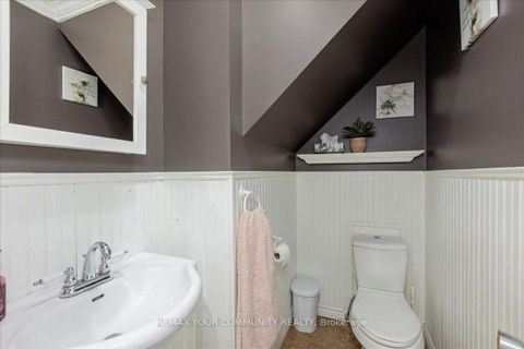 Photo 15 at 176 Garden Avenue, Keswick North, Georgina