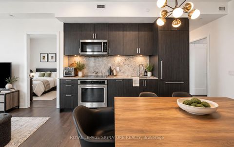 Photo 7 at 526 - 280 Howland Avenue, Annex, Toronto