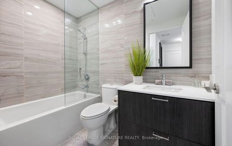 Photo 12 at 526 - 280 Howland Avenue, Annex, Toronto