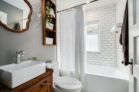Photo 21 at 502 Lansdowne Avenue, Dufferin Grove, Toronto