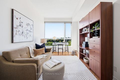 Photo 14 at 1001 - 2662 Bloor Street W, Kingsway South, Toronto