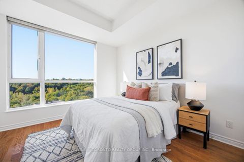 Photo 22 at 1001 - 2662 Bloor Street W, Kingsway South, Toronto