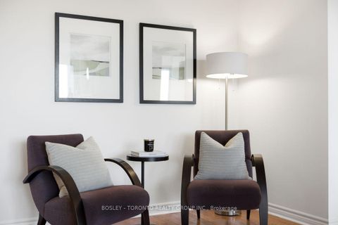 Photo 38 at 1001 - 2662 Bloor Street W, Kingsway South, Toronto