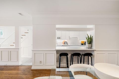 Photo 11 at 27 Berney Crescent, Leaside, Toronto