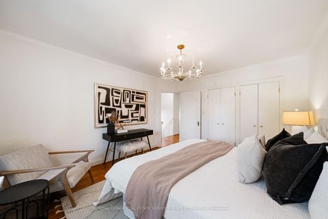 Photo 28 at 27 Berney Crescent, Leaside, Toronto
