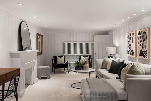 Photo 38 at 27 Berney Crescent, Leaside, Toronto