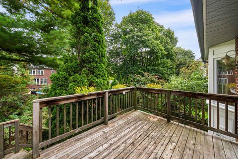 Photo 43 at 27 Berney Crescent, Leaside, Toronto