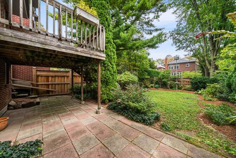 Photo 44 at 27 Berney Crescent, Leaside, Toronto