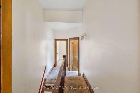 Photo 9 at 195 Shaw Street, Bellwoods, Toronto