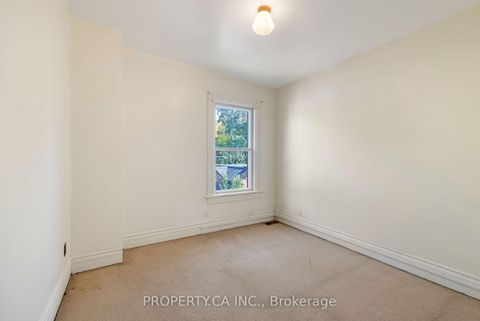 Photo 10 at 195 Shaw Street, Bellwoods, Toronto