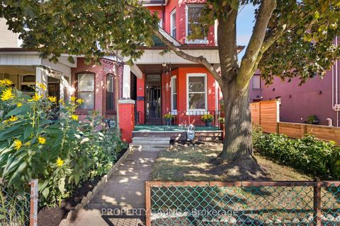 Photo 17 at 195 Shaw Street, Bellwoods, Toronto