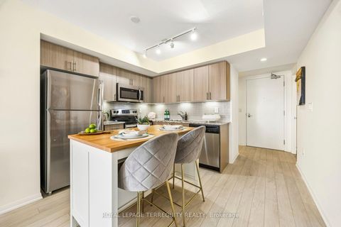 Photo 7 at 524 - 3091 Dufferin Street, Glen Park, Toronto