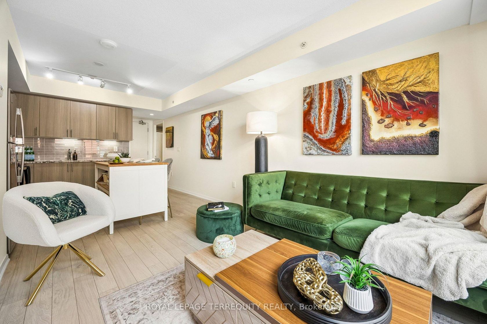524 - 3091 Dufferin Street, Glen Park, Toronto 