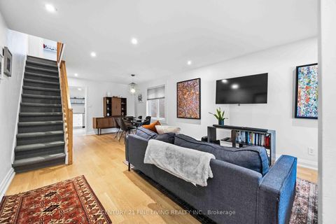 Photo 7 at 294 Gainsborough Road, Woodbine Corridor, Toronto