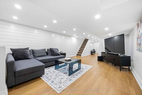 Photo 32 at 294 Gainsborough Road, Woodbine Corridor, Toronto