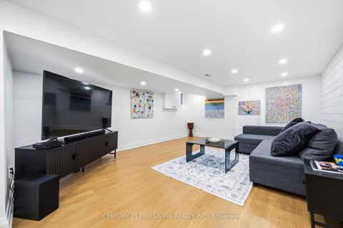 Photo 33 at 294 Gainsborough Road, Woodbine Corridor, Toronto